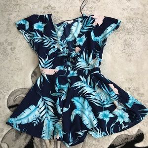 Fashion nova romper
